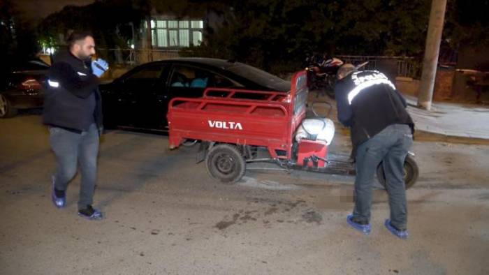 Dünürlerin Silahlı Kavgasında Kan Aktı: Baba Ve Oğlu Tüfekle Vuruldu