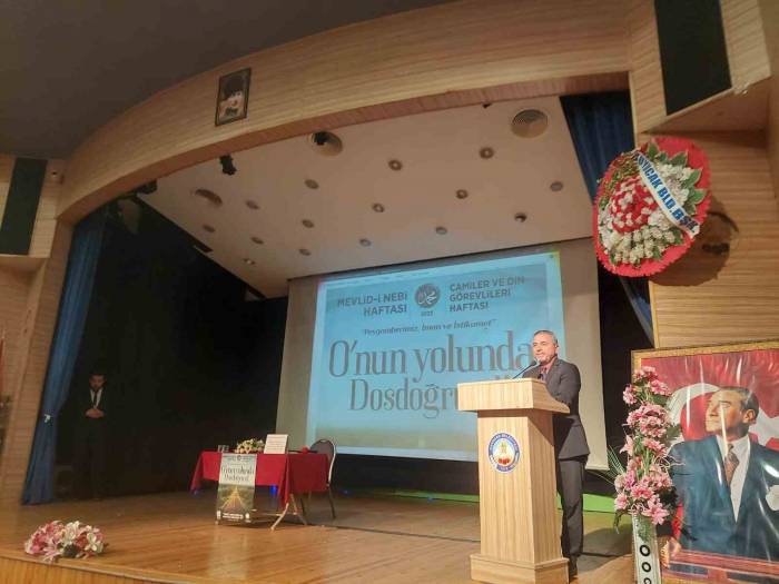 Kuyucak’ta Mevlid-i Nebi Konferansı Düzenlendi