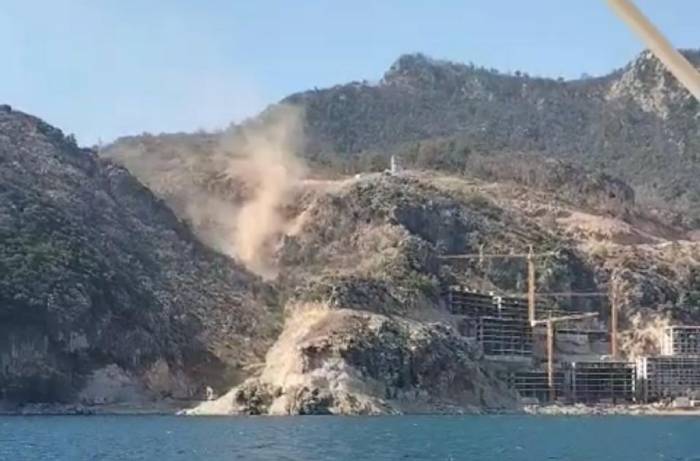 Marmaris Kızılbük Mevkiinde Oluşan Toz Bulutu Şaşırttı