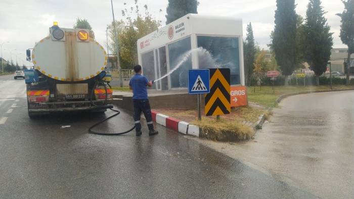 Her Yer Pırıl Pırıl Olurken Temizlenmeyen Tek Bir Yer Kalmadı