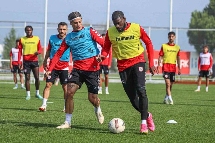 Samsunspor İlk Peşinde