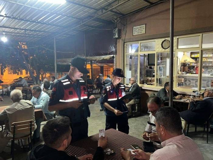 Balıkesir’de 12 Aranan Şahıs Yakalandı