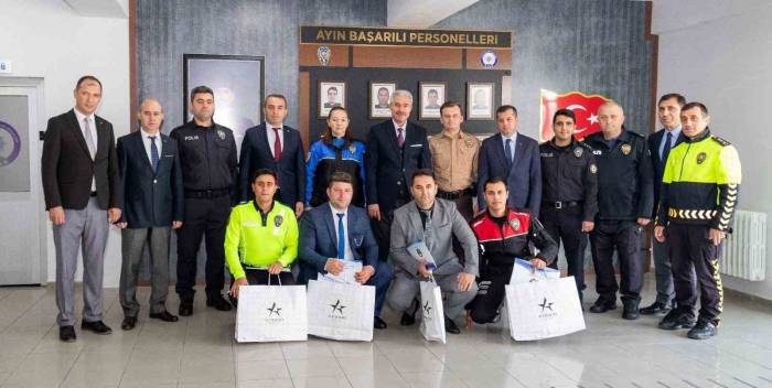 Ayın Personelleri Ödüllendirildi