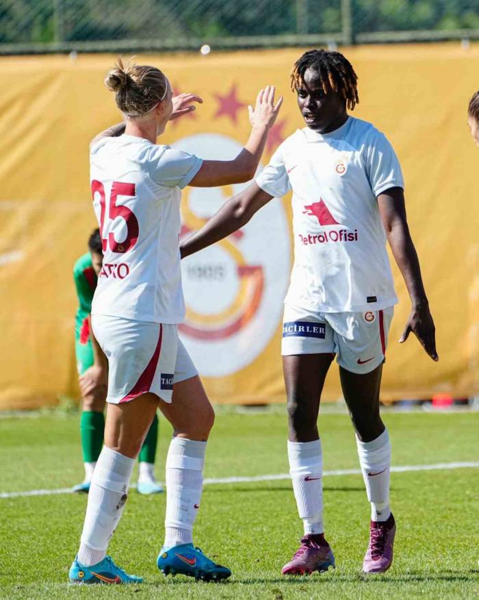 Turkcell Kadın Futbol Süper Ligi: Galatasaray: 3 - Amed Sportif Faaliyetler:0