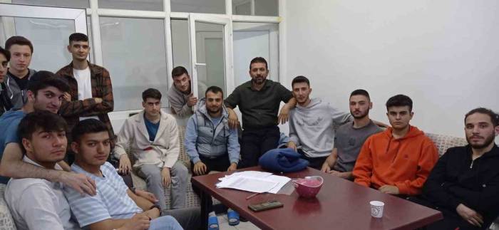 İspir Spor Kulübü’nden Gençlere Yurt Desteği