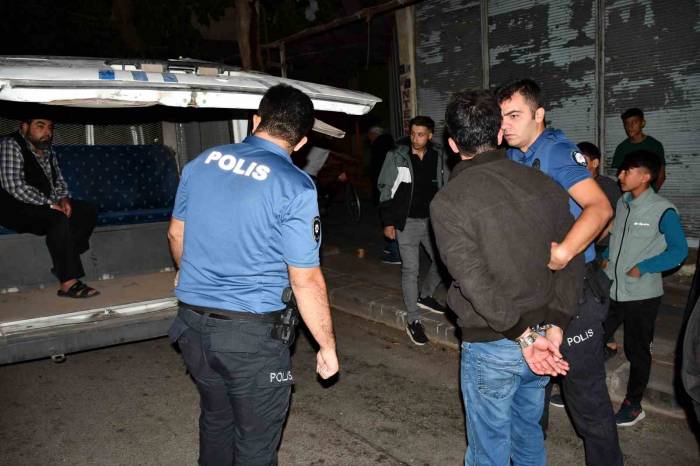 Siverek’te Taşlı Sopalı Kavga: 3 Yaralı