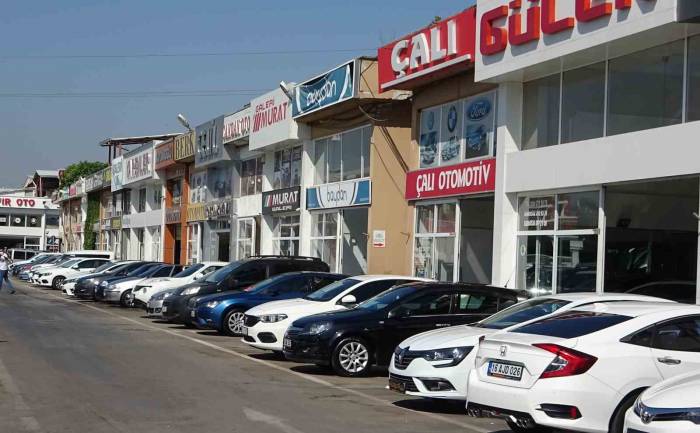 Bursa Oto Galericiler Odası Başkanı Yanık: “Stokladıkları Araçlarla Elde Ettikleri Karların Diyetini Şimdi Ödeyecekler”