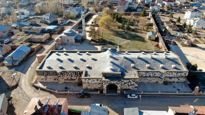 Bölgenin En Büyük Kervansarayı Restore Edilecek