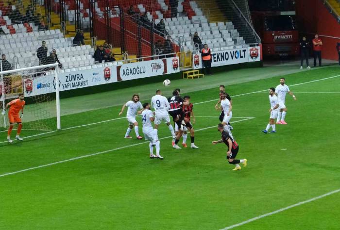 Tff 2. Lig: 24erzincanspor: 2 - Sarıyer: 2
