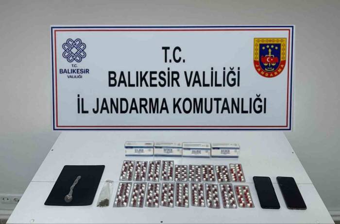 Edremit’te Uyuşturucu Operasyonu: 3 Gözaltı