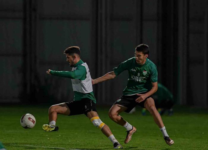 Bursaspor’da Gölcükspor Maçı Hazırlıkları Tamamlandı