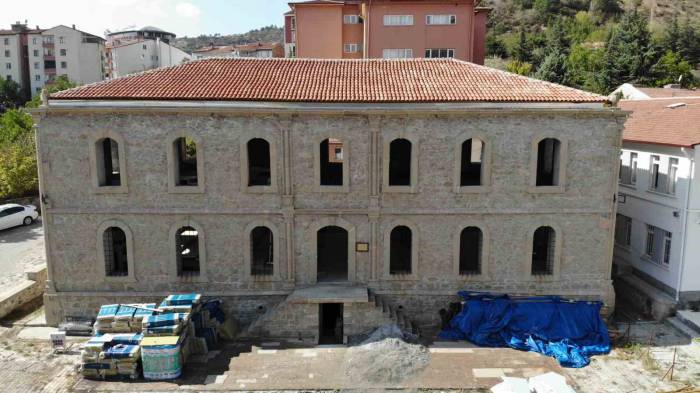 1. Dünya Ve Kurtuluş Savaşı’nda Kullanılan Tarihi Kışla Ayağa Kaldırılıyor