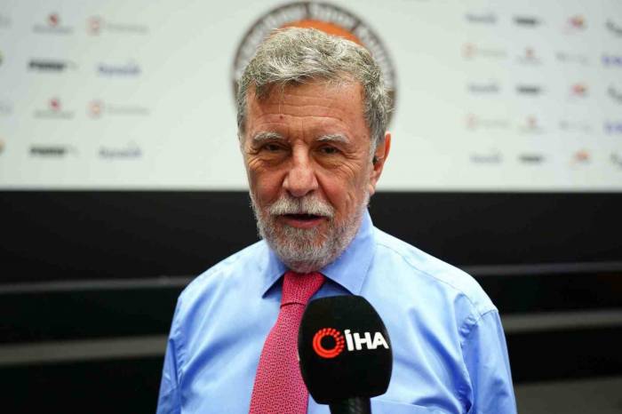 Faruk Eczacıbaşı: “Hedefimiz Tüm Kulvarlarda Şampiyonluk”