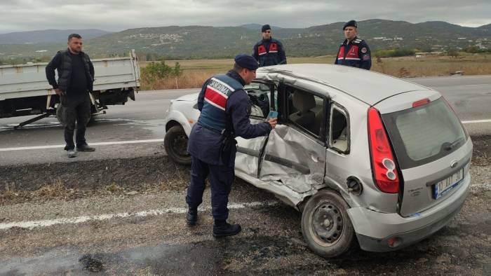 Erdek’te Trafik Kazasında 1 Kişi Yaralandı
