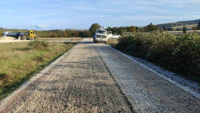 Özdemir: “Kırsal Mahallelerimizde Hayat Standartlarını Yükseltmek İçin Çalışıyoruz”