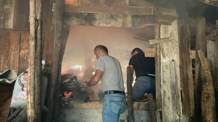 Kundaklamaların Faili Bekçi Tutuklandı
