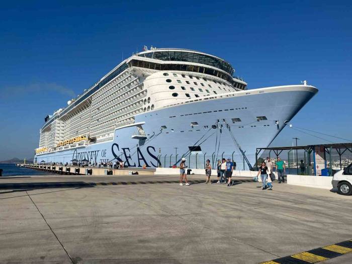 Bodrum’a 4 Bin 207 Yolcuyla Geldi