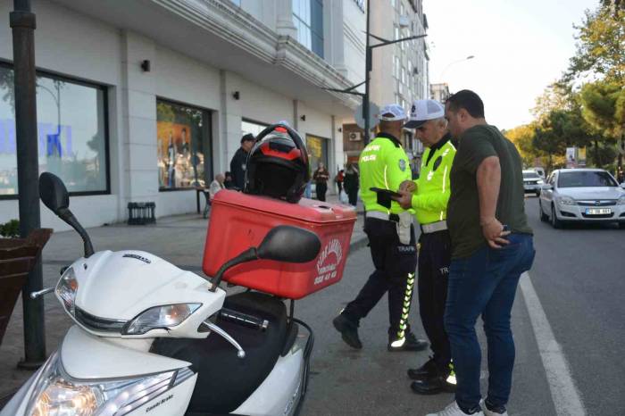 Ordu’da Ticari Taksi Ve Motosiklet Sürücüleri Denetlendi