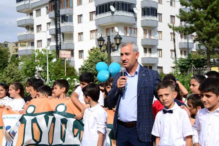 Çınar, ‘İyilik Önderleri Son Yaz Pikniği’ Etkinliğinde Çocuklarla Bir Araya Geldi