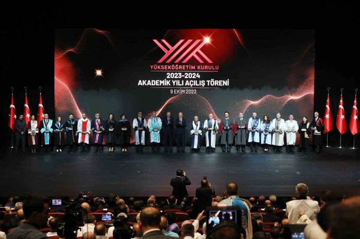 Uşak Üniversitesinin Yerel Kalkınmaya Katkısı Ödül Getirdi