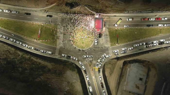 105 Milyon Liraya Mal Olan Göl Mahallesi Bulvarı Açıldı