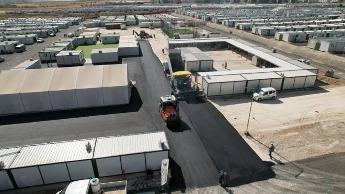 Asfaltlama Çalışmaları Devam Ediyor