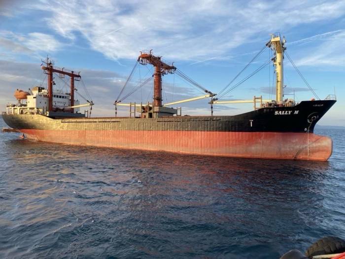 Çanakkale Boğazı’nda Kuru Yük Gemisi Dümen Arızası Yaptı