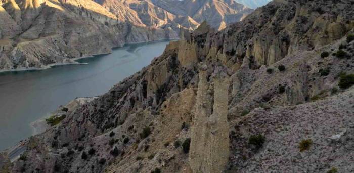 Erzurum’un Peri Bacaları Keşfedilmeyi Bekliyor