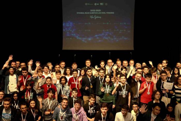 İstanbul Bilim Olimpiyatları Ödül Töreni Gerçekleşti