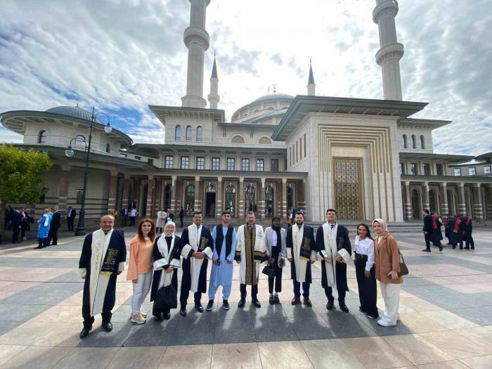 Kbü Rektörü Karışık Akademik Yılı Açılış Törenine Katıldı