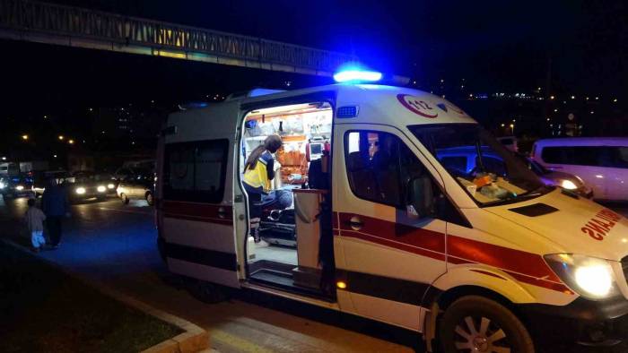Malatya’da Sivil Ekip Aracı Kaza Yaptı: 2’si Polis 4 Yaralı