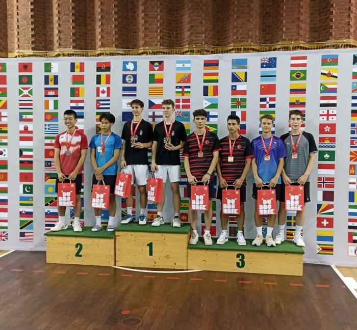 Samsunlu Sporcular Şehre Madalyalarla Döndü