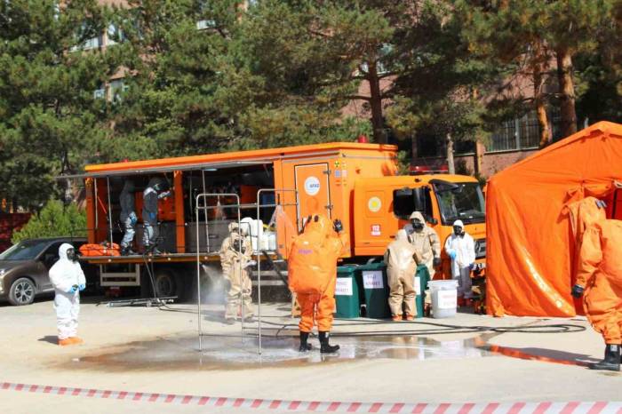 Hastanede Yapılan Tatbikat Gerçeğini Aratmadı
