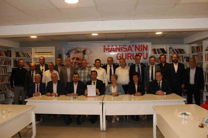 Chp’deki Değişim Taraftarları Çoban Ateşini Manisa’dan Yaktı