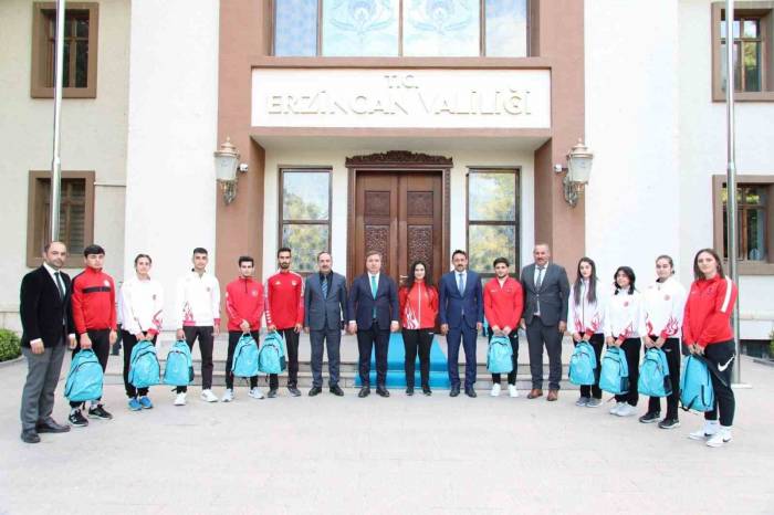 Sporcular Vali Aydoğdu’yla Bir Araya Geldi