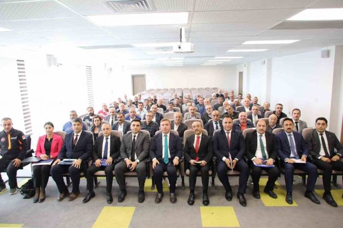 Muhtarlarla İstişare Toplantısı Düzenlendi