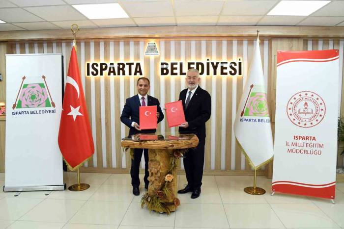 Isparta Belediyesi İle Milli Eğitim Müdürlüğü Arasında İş Birliği Protokolü