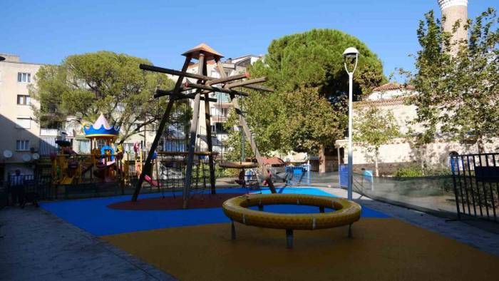 Yunusemre’den Çocukları Sevindirecek Çalışma