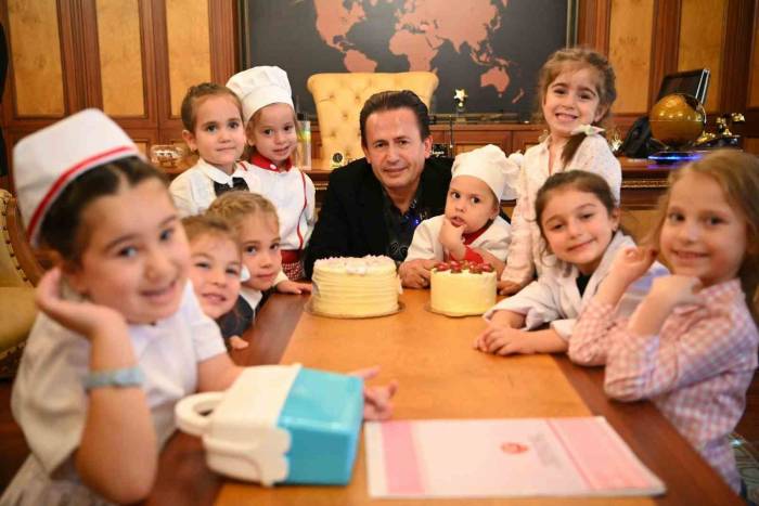 Dünya Kız Çocukları Günü’nde Ayşe Eda’nın Büyük Hayali ’belediye Başkanı Olmak’