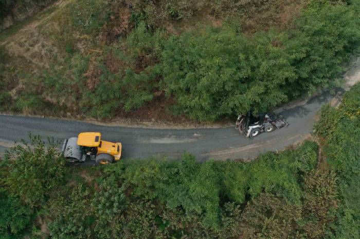 Tören: “Kırsal Mahalleler Ve Şehir Merkezinde Çalışmalarımız Sürüyor”