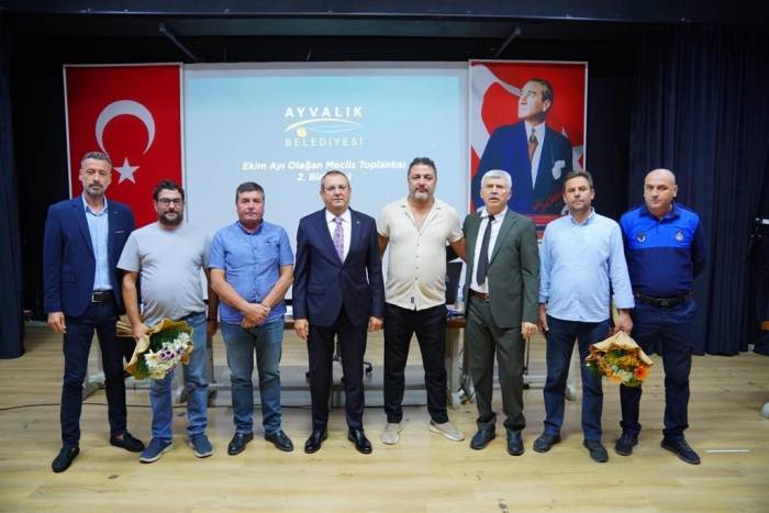 Ayvalık’ta Belediye İşçi Ve Memur Alacaklarını Son Kuruşuna Kadar Ödedi