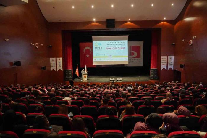 Bilecik’te 1. Endüstriyel Sürdürülebilirlik Ve Yeşil Dönüşüm Çalıştayı Düzenlendi