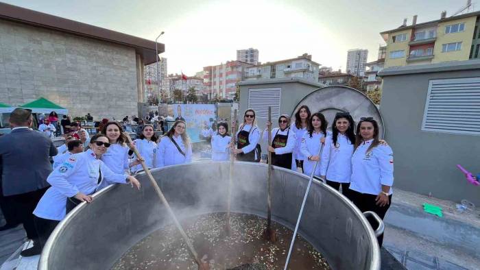 Buü’lü Aşçı Adayları Niğde’den Ödülle Döndü