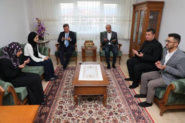 Erzincan’da Şehit Aileleri Ziyaret Edildi