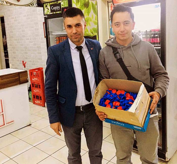 Şehit Ağabeyinden Mavi Kapaklarla Engellilere Destek