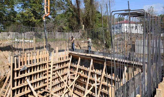 20 Mahalle Ve 2 İlçeyi Bağlayan Köprü 1,5 Ay Sonra Tamam