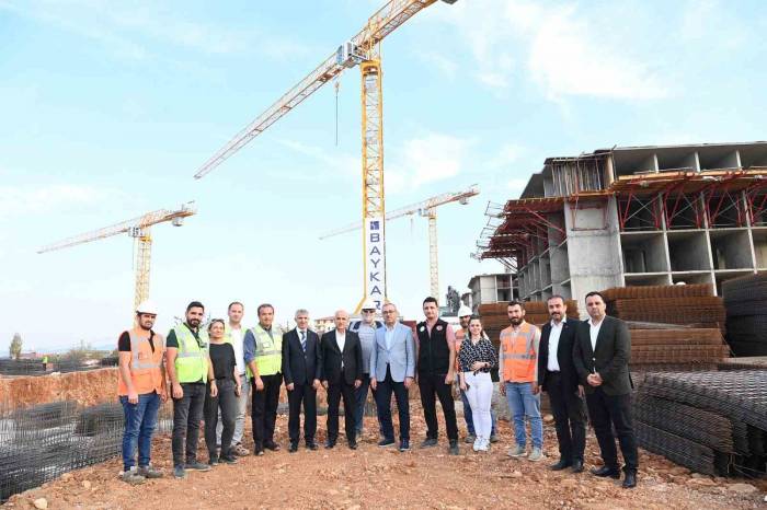 Kahramanmaraş’ta Deprem Konutları Yükseliyor