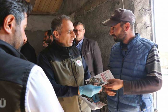 Kars’ta Hayvan İşletmeleri Bilgilendirildi