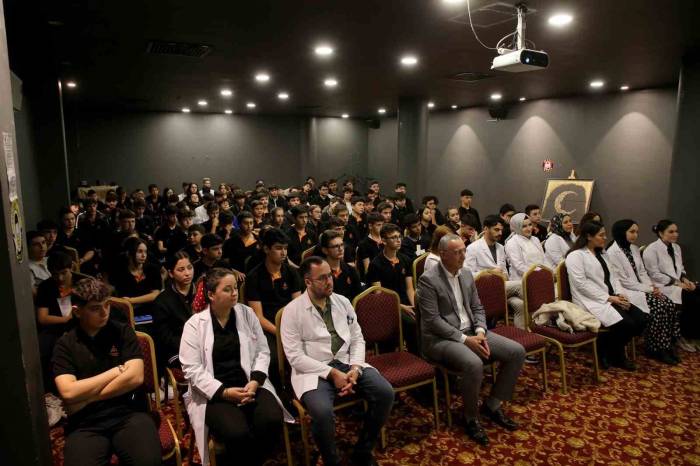 Şiirler Bu Programda Tekrar Hayat Buluyor