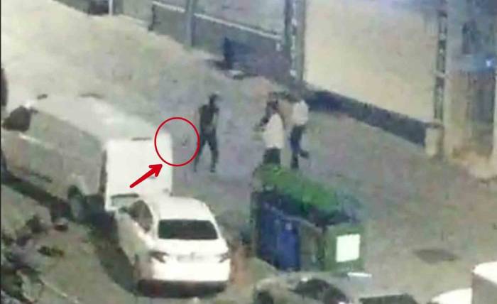 Sultangazi’de Dehşet Anları: Silahını Çekip Peş Peşe Ateş Etti